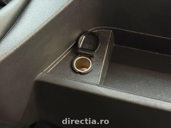 Poza anunț 32