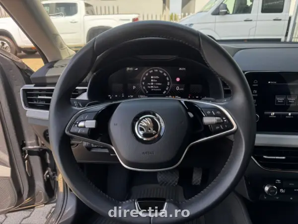 Poza anunț 18