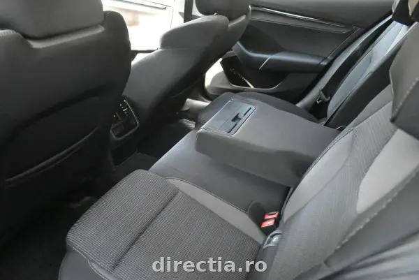 Poza anunț 19