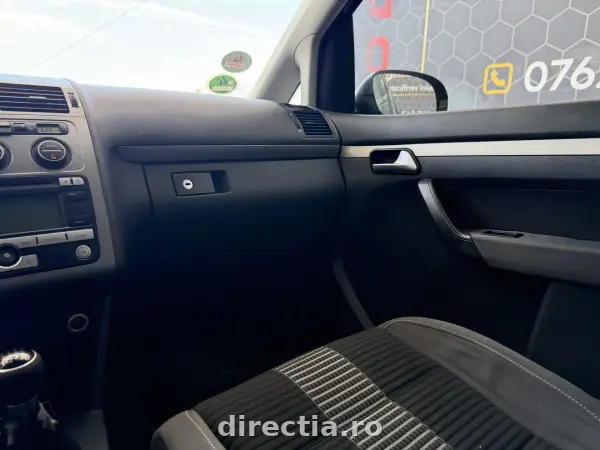 Poza anunț 14
