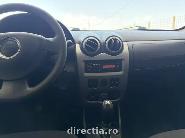 Poza anunț 12