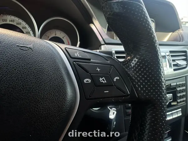 Poza anunț 12