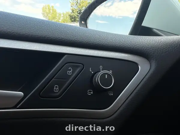 Poza anunț 28