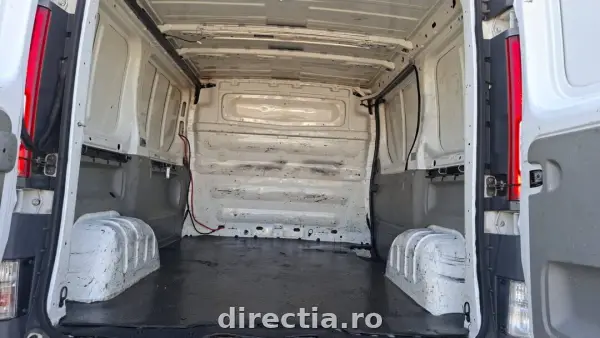 Poza anunț 15