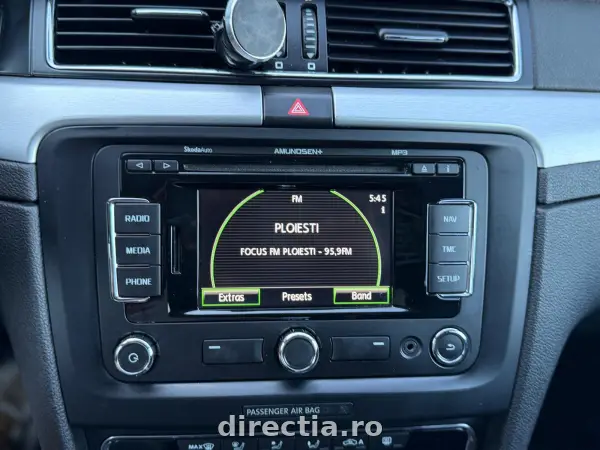Poza anunț 24