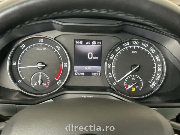 Poza anunț 11