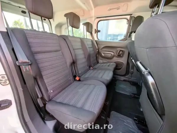 Poza anunț 11