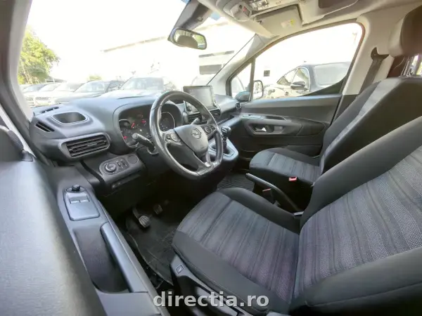 Poza anunț 26