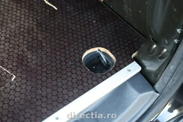 Poza anunț 25