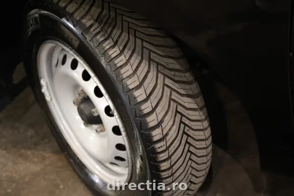 Poza anunț 33
