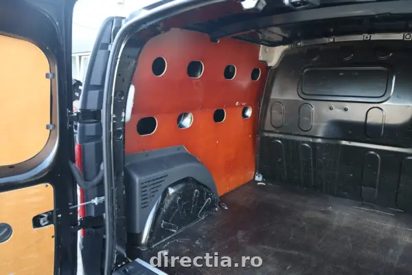 Poza anunț 21