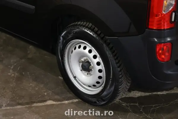 Poza anunț 30