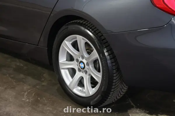 Poza anunț 32
