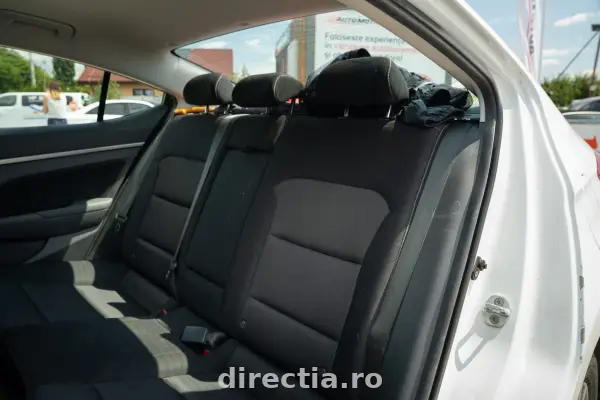 Poza anunț 24