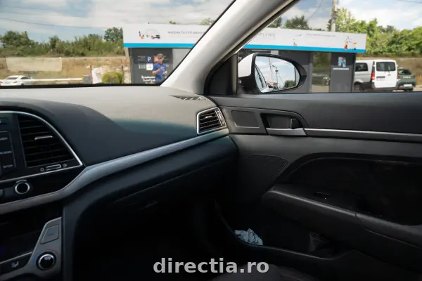 Poza anunț 12