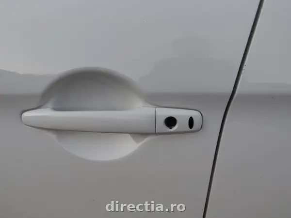 Poza anunț 12