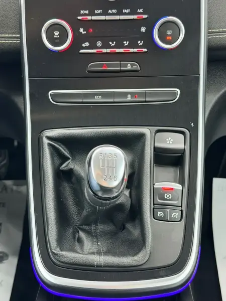 Poza anunț 24