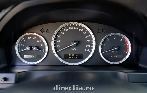 Poza anunț 12