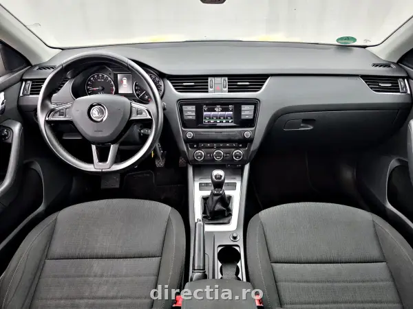 Poza anunț 12