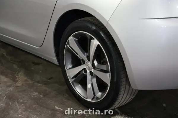 Poza anunț 23