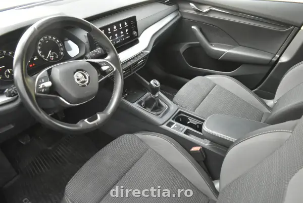 Poza anunț 12