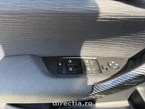 Poza anunț 16