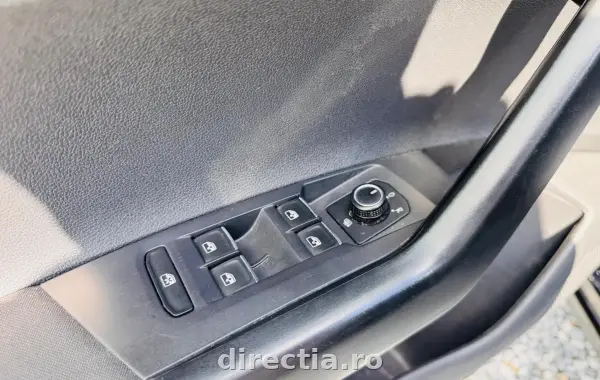 Poza anunț 38