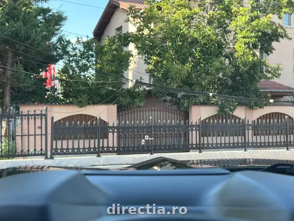 Poza anunț 23