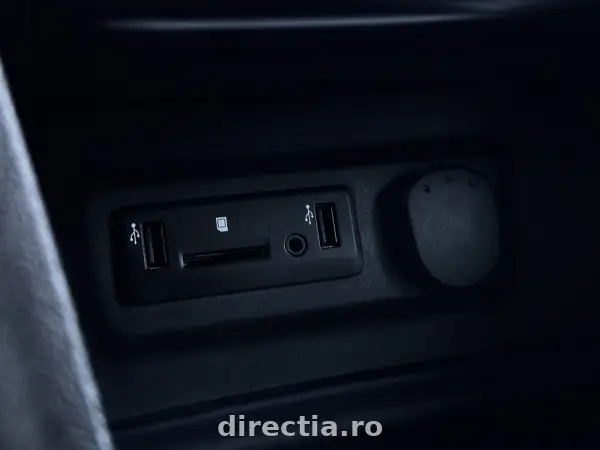 Poza anunț 12