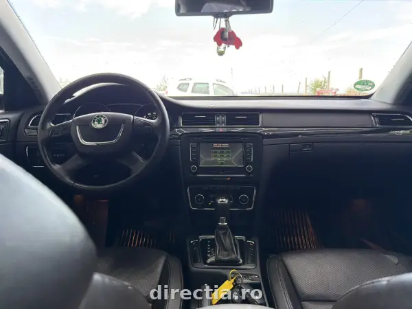 Poza anunț 11