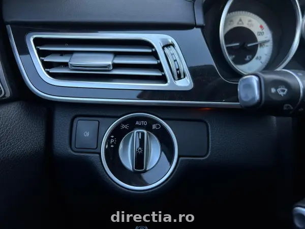 Poza anunț 19