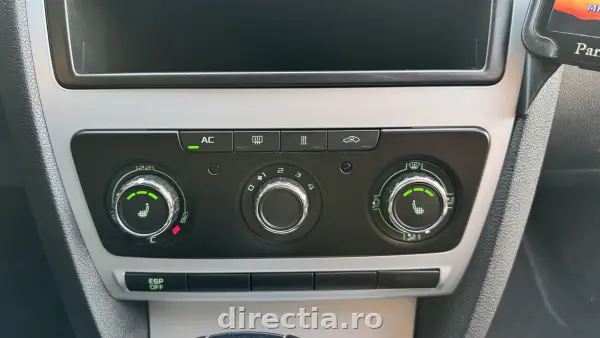 Poza anunț 12