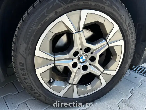 Poza anunț 26