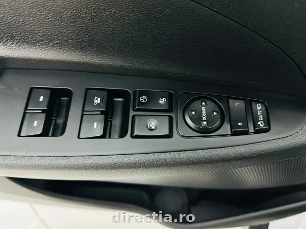 Poza anunț 13