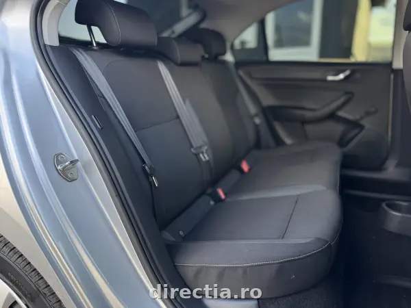 Poza anunț 18