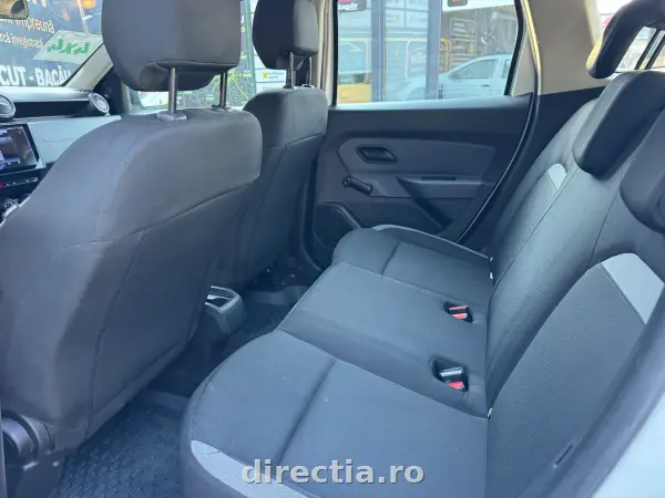 Poza anunț 11