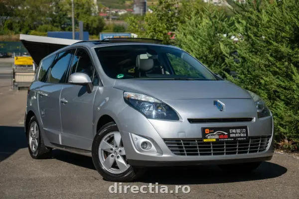 Renault grand-scenic (2011)