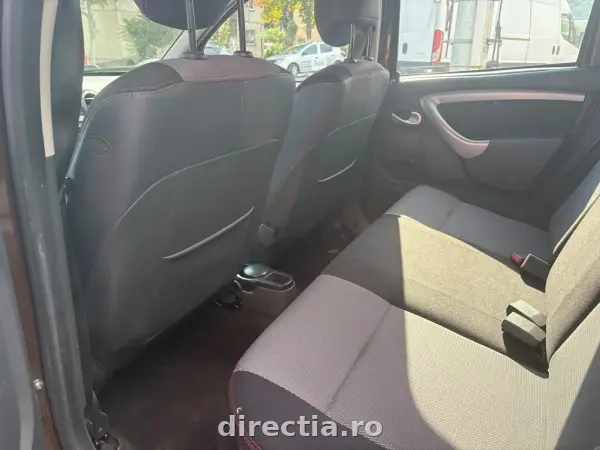 Poza anunț 18