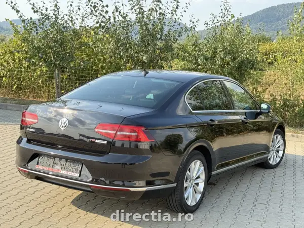 Poza anunț 12