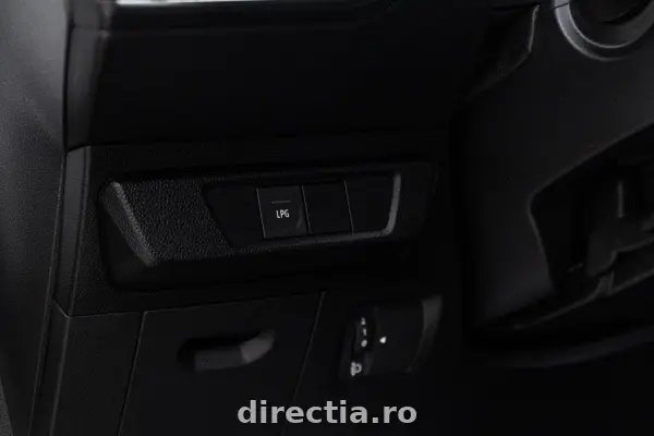 Poza anunț 23