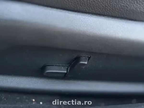 Poza anunț 23