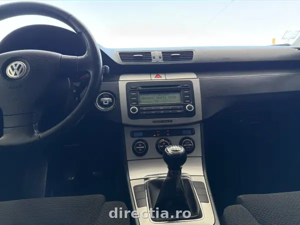 Poza anunț 12