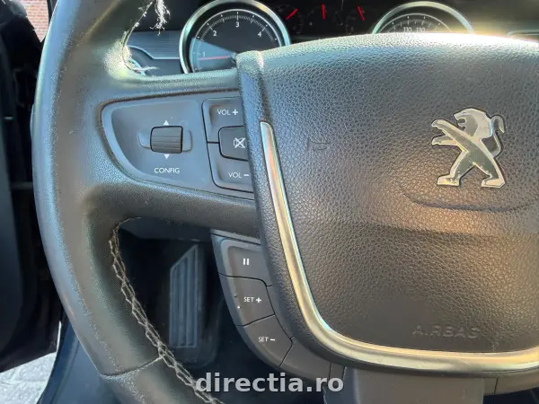 Poza anunț 12