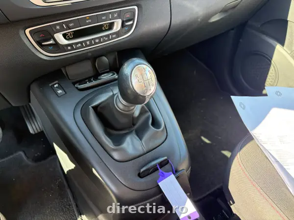 Poza anunț 14