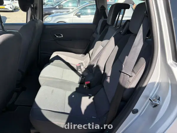 Poza anunț 11