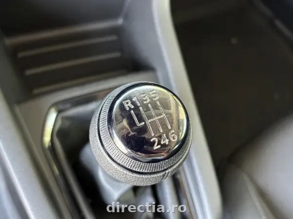 Poza anunț 24