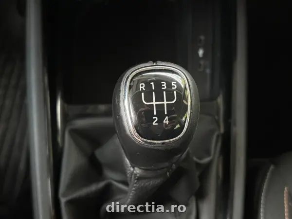 Poza anunț 26