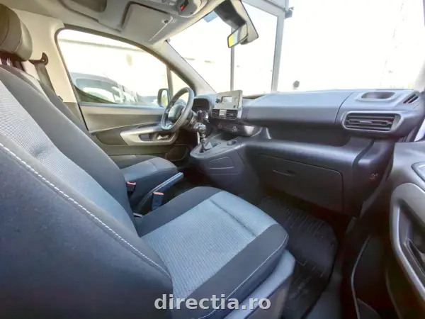 Poza anunț 21