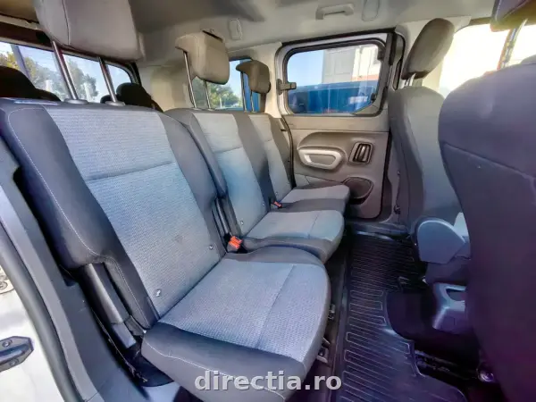 Poza anunț 22