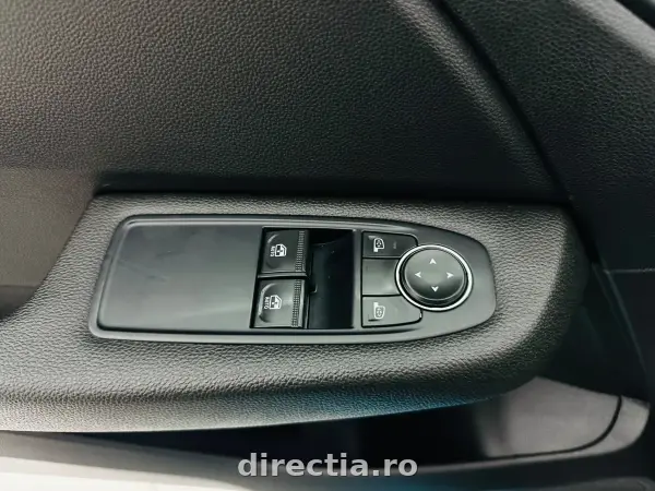 Poza anunț 12